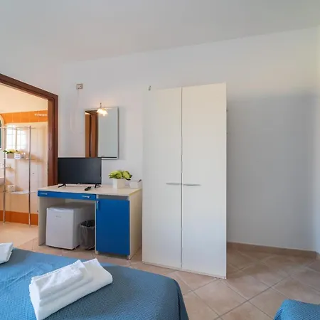 Πανσιόν La Meta Sporting Αλγκέρο